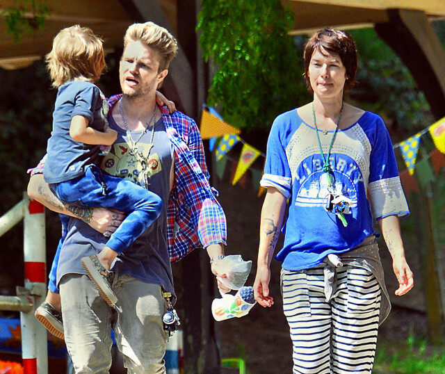 EKSPAR: Lena Headey og Peter Loughran ble skilt i desember 2013, etter å ha vært separert siden 2011. Foto: Splash News EKSPAR: Lena Headey og Peter Loughran ble skilt i desember 2013, etter å ha vært separert siden 2011. Foto: Splash News